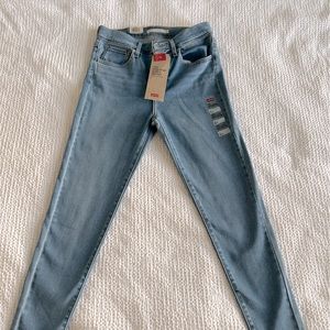 Levi’s jeans|720 high waisted super skinny jeans|super soft |New with tag| jeans